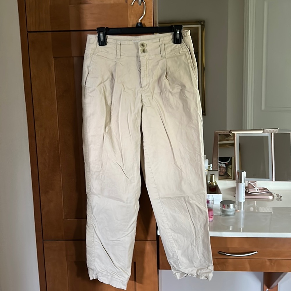 Women’ Khaki Cargo Pants